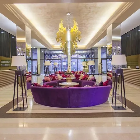Royal Apartment *